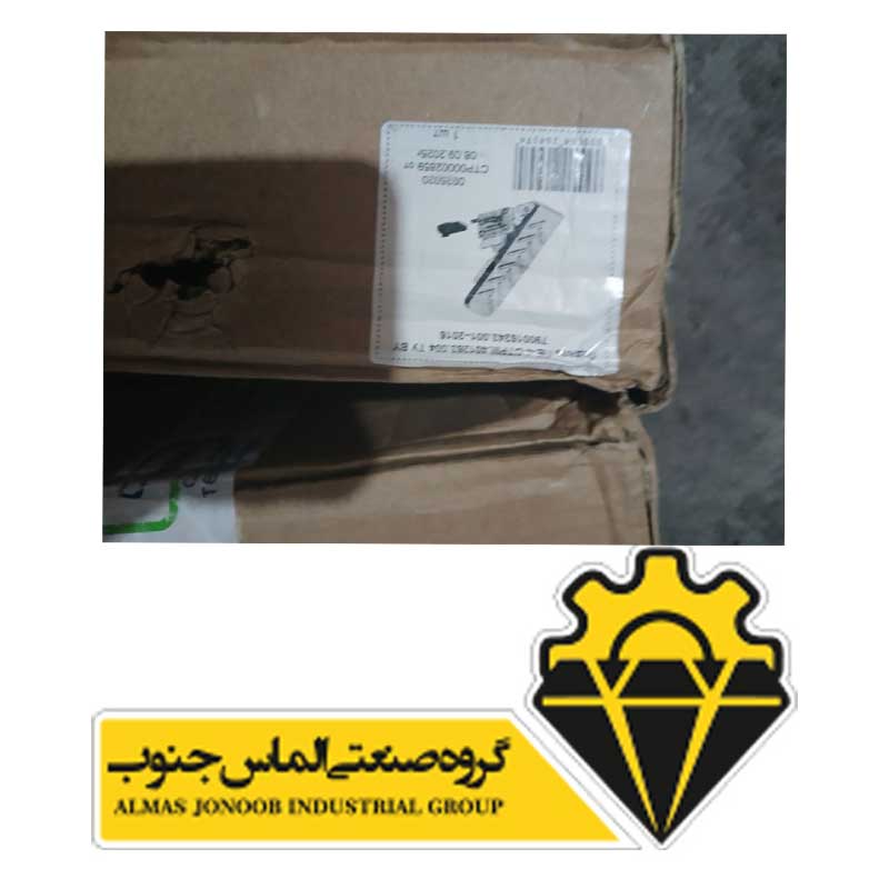 پدال بلاز BELAZ PE‑4 داخل بسته‌بندی اصلی مخصوص دامپتراک معدنی